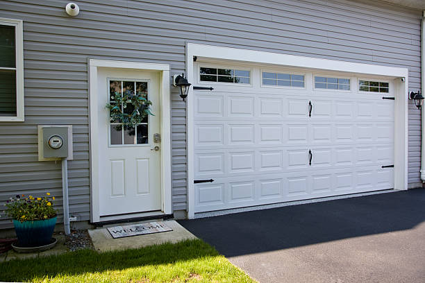 24/7 Emergency Garage Door Panel Replacement experts in Riverside, UT